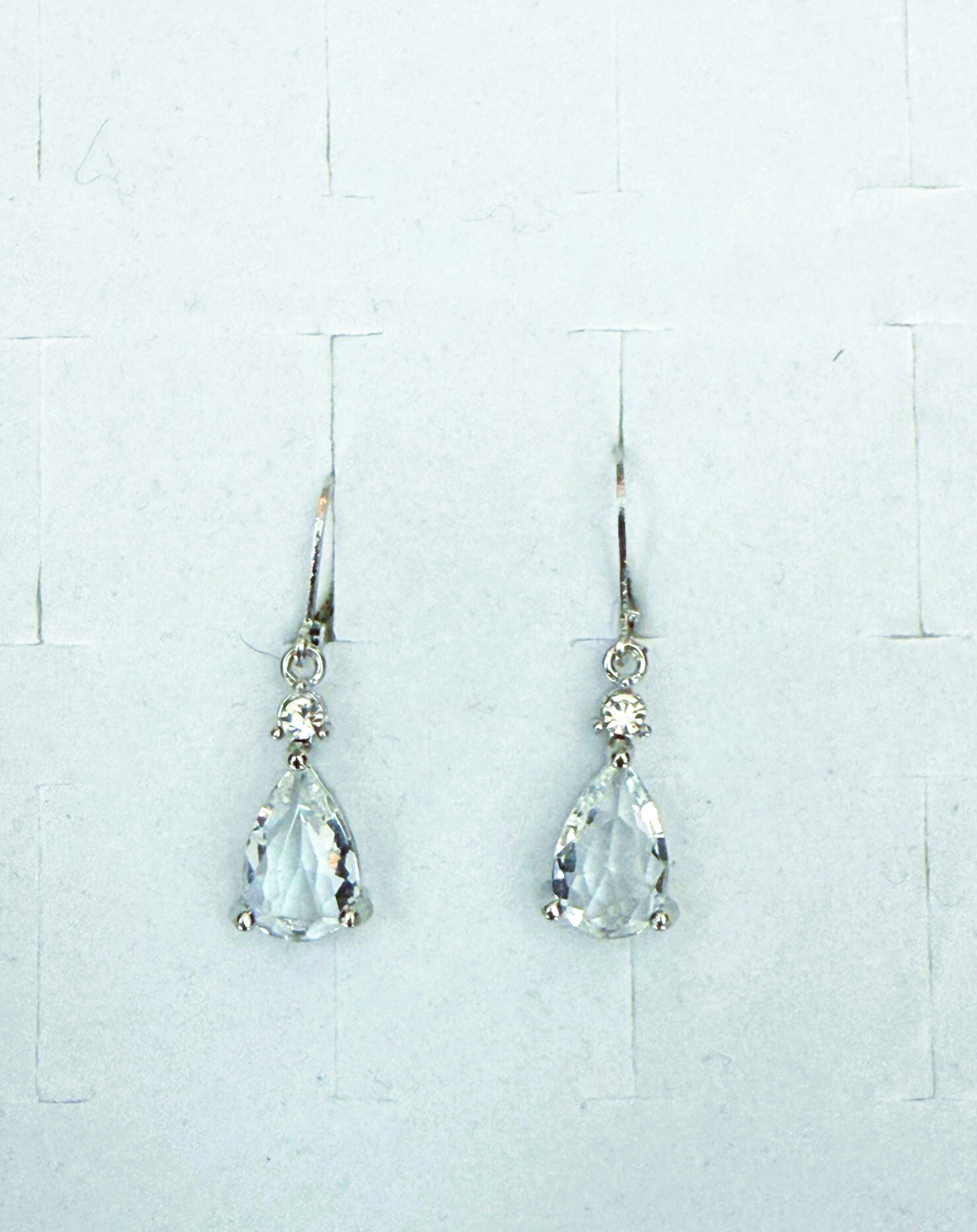 BRINCO GOTA PRATA 925 COM ZIRCÔNIA – BRINCO