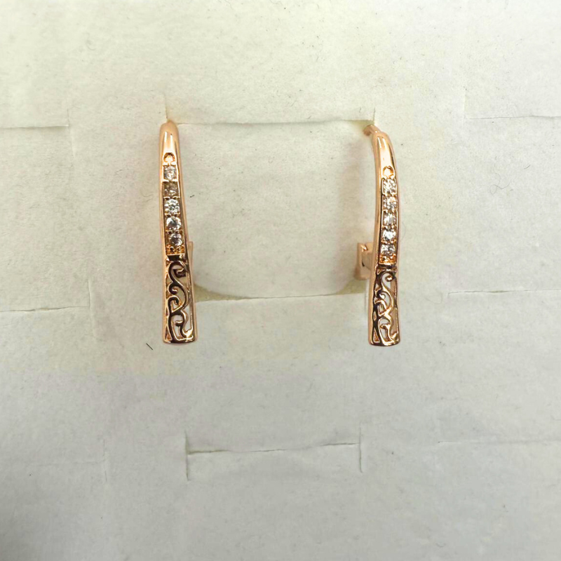 Brinco Argola Fina em Prata 925 com Zircônia Cúbica