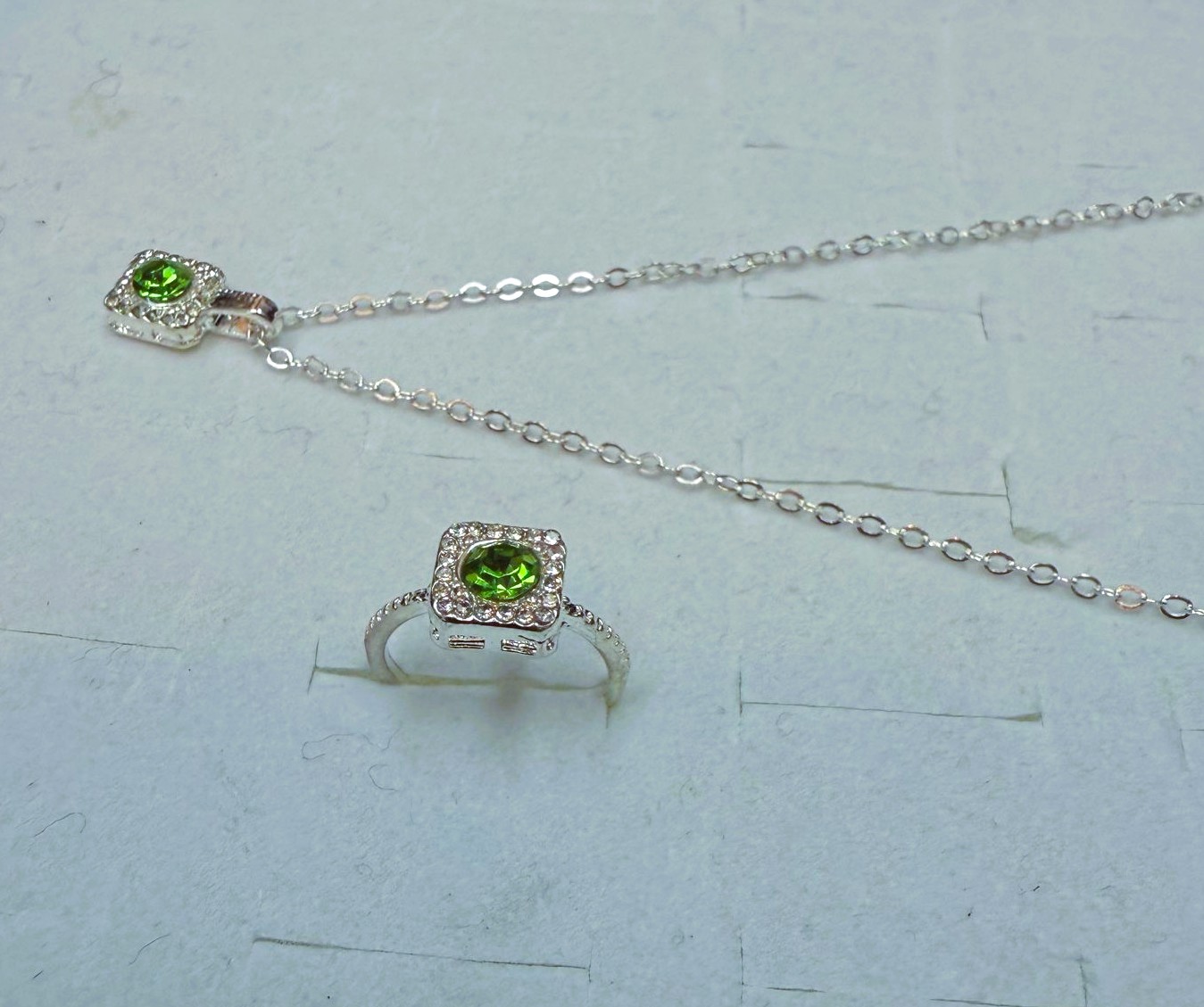 CONJUNTO PRATA 925 PEDRA VERDE ESMERALDA